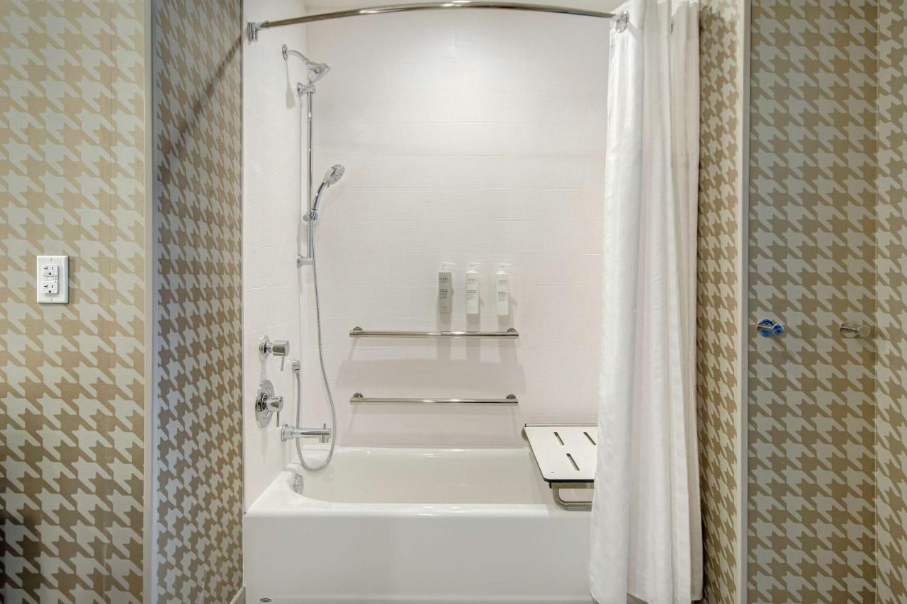 Home2 Suites By Hilton Las Vegas North Extérieur photo